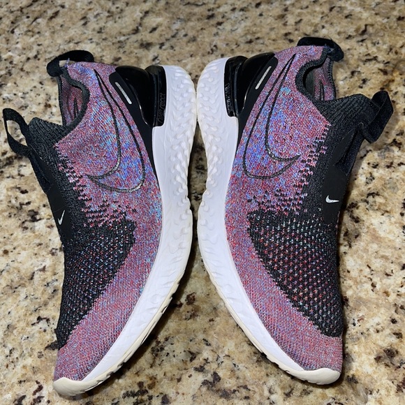 Nike Epic Phantom React Flyknit - Picture 4 of 7